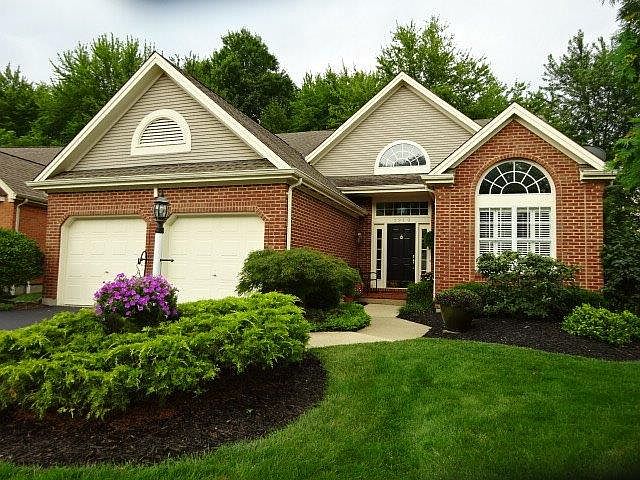 1st image of 3919 Carriage Hill Ln