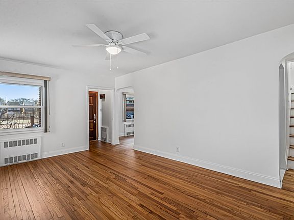 5th image of 5726 159th St Floor 1