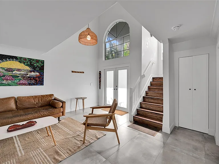 21150 NE 3rd Ave — Photo 1