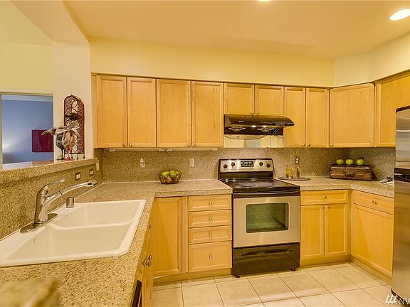 3rd image of 2244 132nd Ave SE APT B206