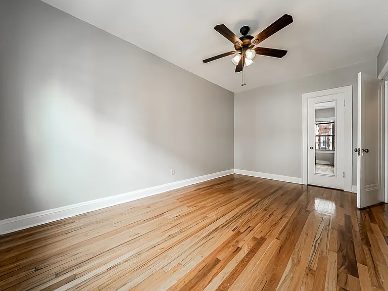 Lewis Manor Apartments — Photo 47