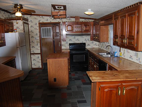 2nd image of 1199 Clearwater Dr