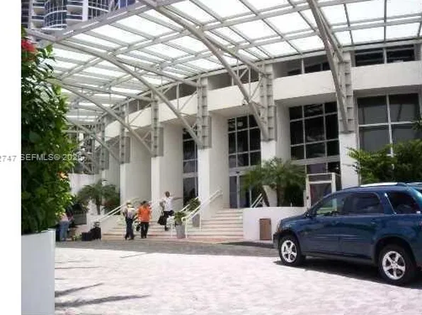 (undisclosed Address), North Miami Beach, FL 33160