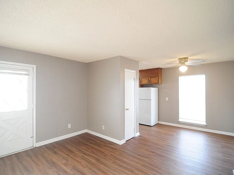 2979 Old Highway 431 — Photo 1