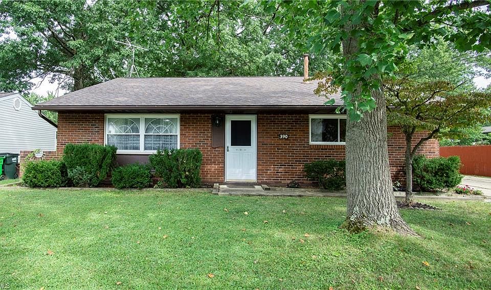 1st image of 390 Cathy Dr