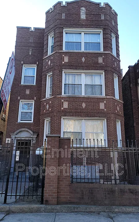 8226 S Marshfield Ave #3