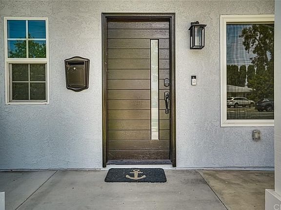 Front door with e-lock
