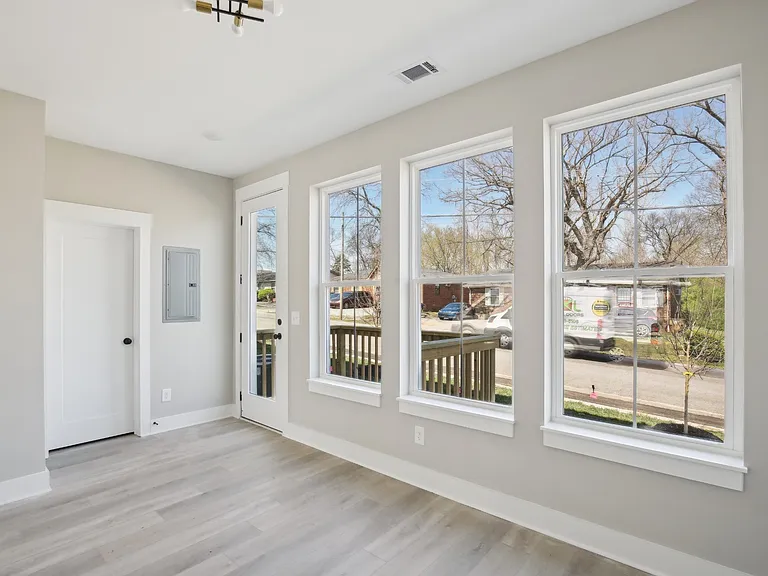 377 Archwood Dr — Photo 20