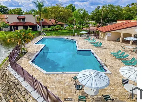 9151 W Sunrise Blvd — Photo 29