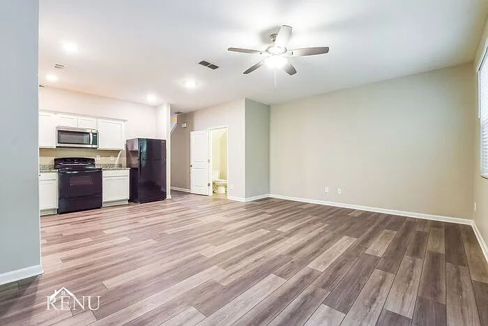 3131 Journal Ct — Photo 6