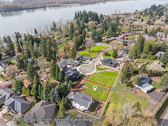 4th image of 16734 SE 44th Cir