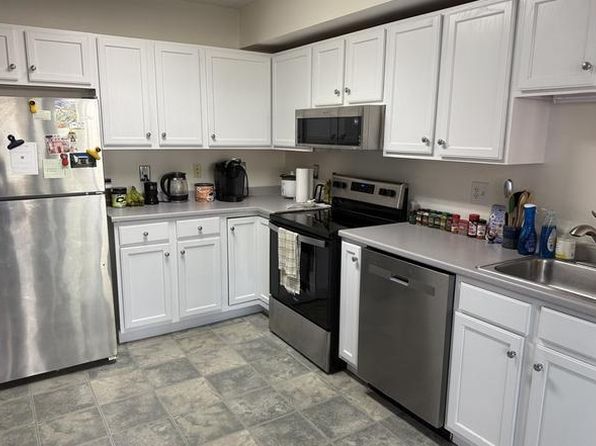 79 Waite Street Ext APT 16