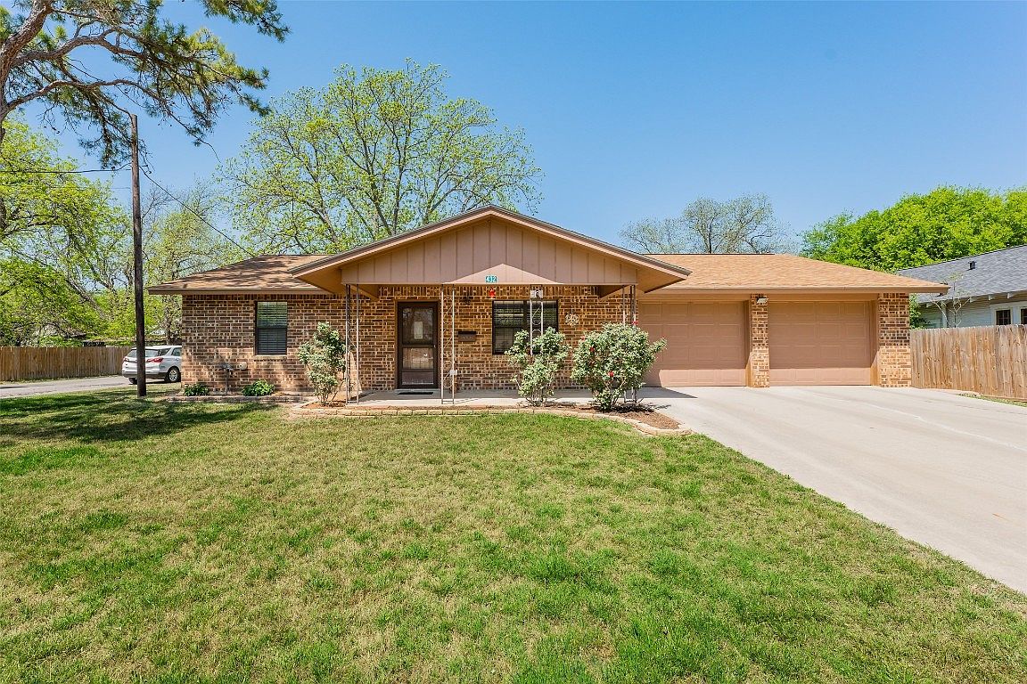 432 S Austin St, De Leon, TX 76444 Zillow