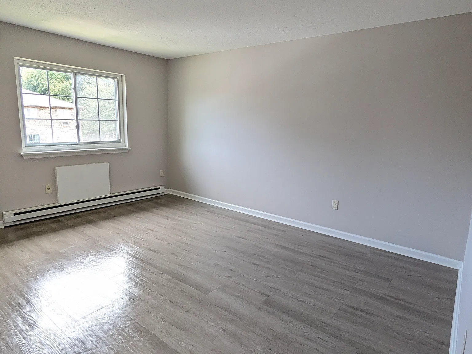 1 bed, 700 sqft, $1,225 — Photo 4