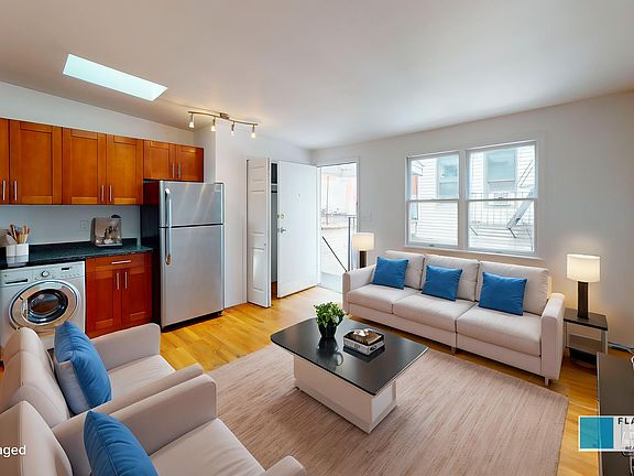 4th image of 24 Skillman Ave #2REAR
