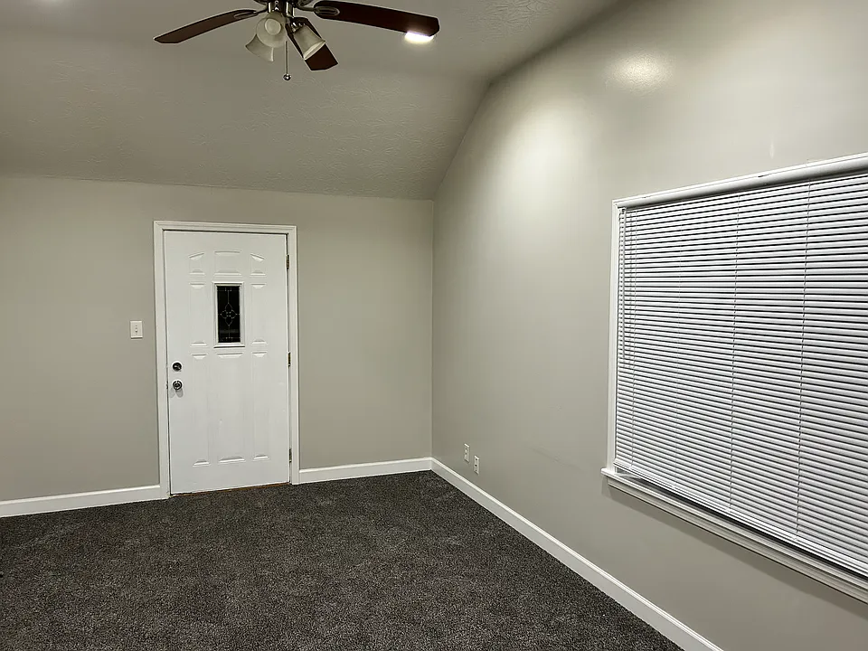 149 Santa Clara Ave #3