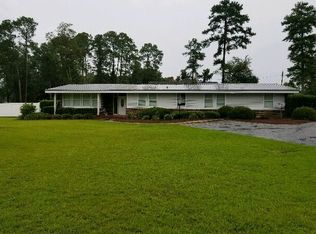 815 E 4th St, Adel, GA 31620