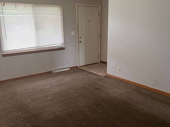 4th image of 2505 Quail Dr #B