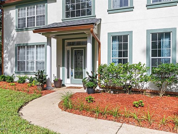 2nd image of 4017 Clearwater Oaks Dr