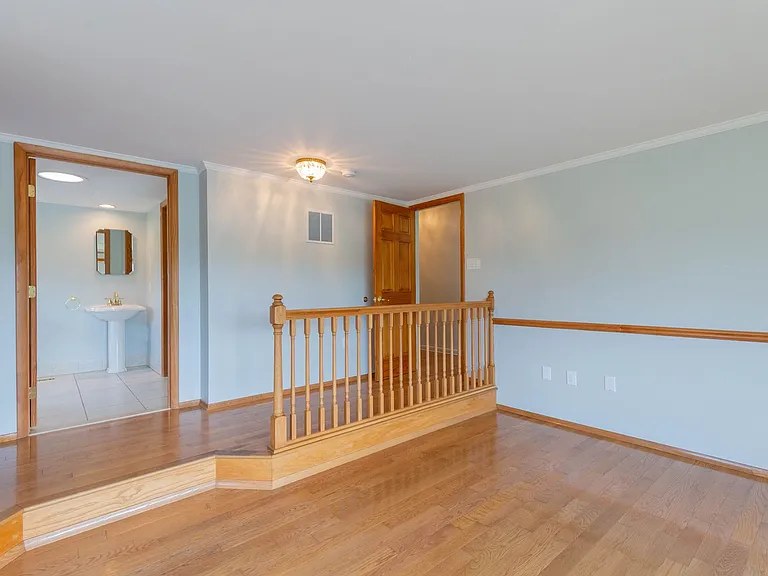 3093 Old Leetown Pike — Photo 8