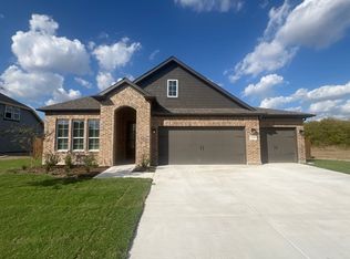 209 Pilot Dr, Caddo Mills, TX 75135