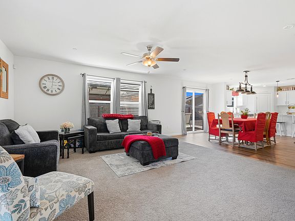 4th image of 401 River Street