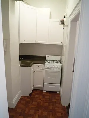 Rented by Raz Realty | media 11