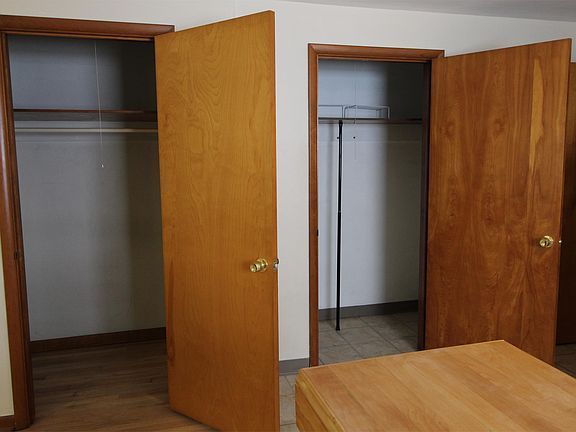 2nd image of 17 S Euclid Ave APT 5
