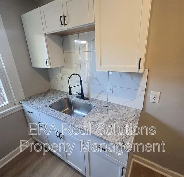 1056 Wilson Ave #C — Photo 8