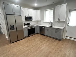 723-27 N 35th St #103, Philadelphia, PA 19104