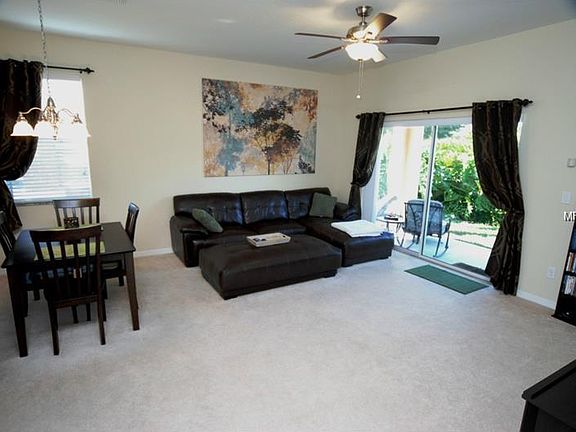 5th image of 3260 Retreat View Cir