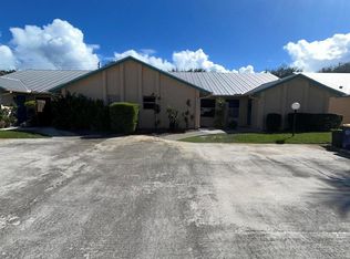 8917 SE Hobe Ridge Ave, Hobe Sound, FL 33455