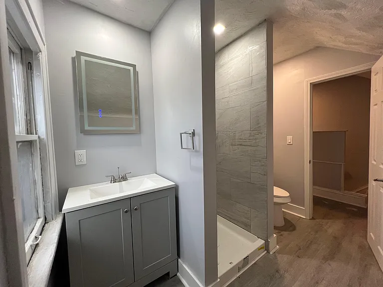 3rd floor bathroom