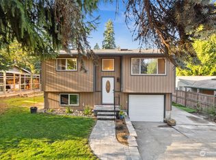 2308 Parkwood Blvd, Puyallup, WA