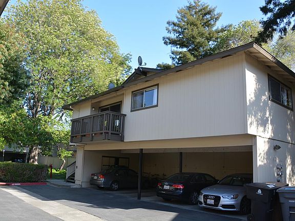 Corner unit, above its own carport