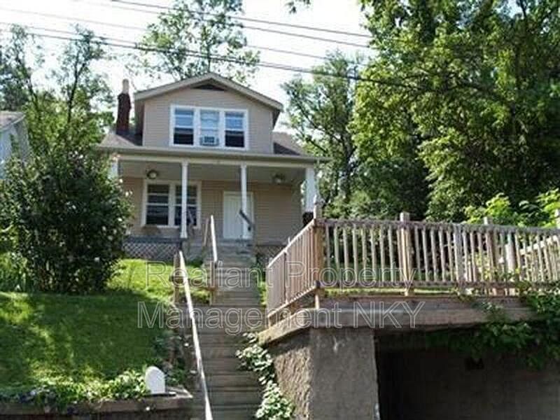 1st image of 112 W 10th Ave