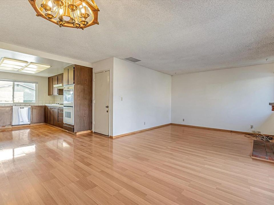 1st image of 4808 Via De Caballe