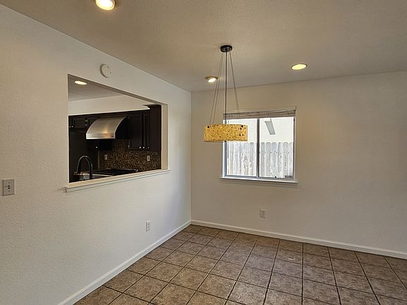 5th image of 4048 Monte Verde Dr