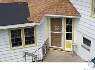 105 Lake Rd, Griswold, CT 06351