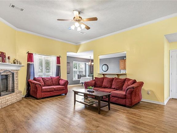 3rd image of 1312 Portsmouth Ct