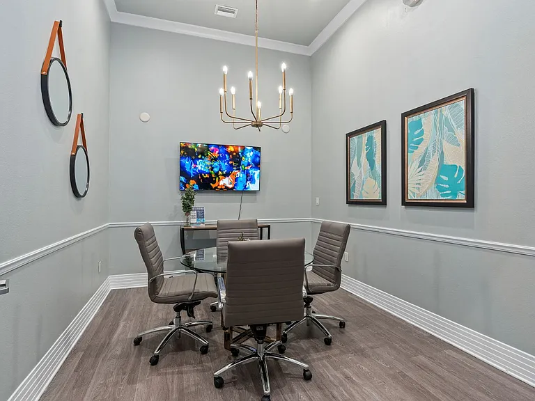 ARIUM Crowntree Lakes — Photo 44