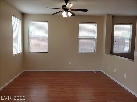 4th image of 2421 Courlan Dr