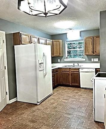 3rd image of 7824 Maplewood Ln