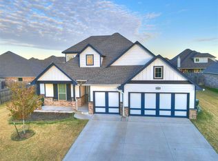 2809 Village Lake Dr, Norman, OK 73069