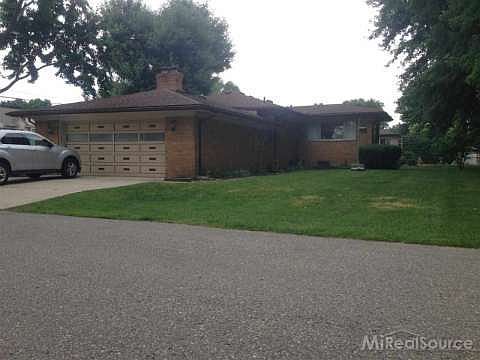 4th image of 44645 Sterritt St