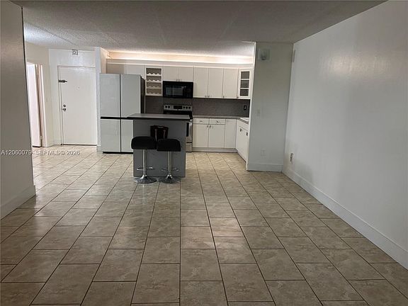 3rd image of 14850 Naranja Lakes Blvd #B3f