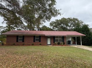 11 Myra Ln, Eufaula, AL 36027