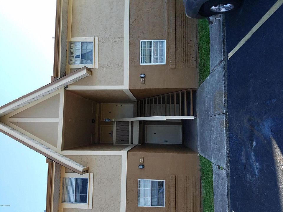 1st image of 128 Preston Ln #128