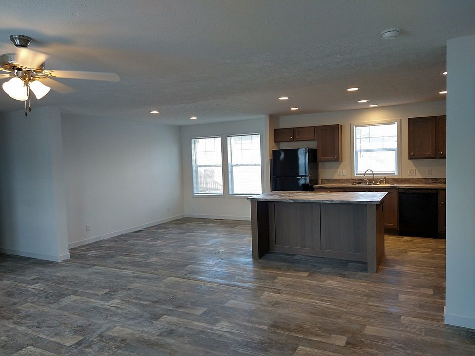 2nd image of 4250 N State Rd #236