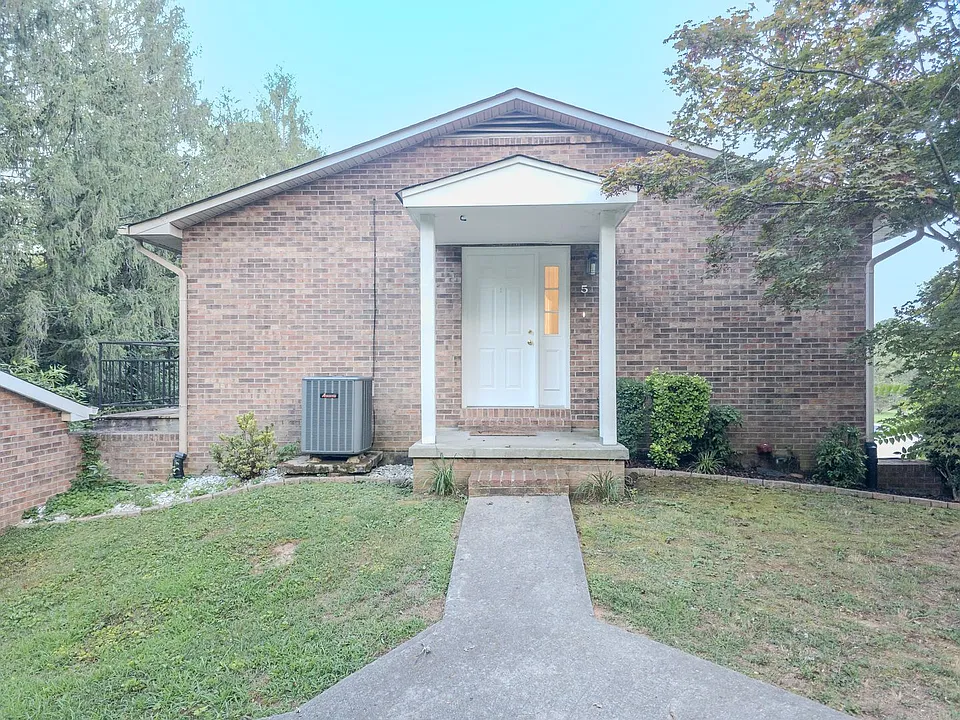 5 Eleven Estates Dr